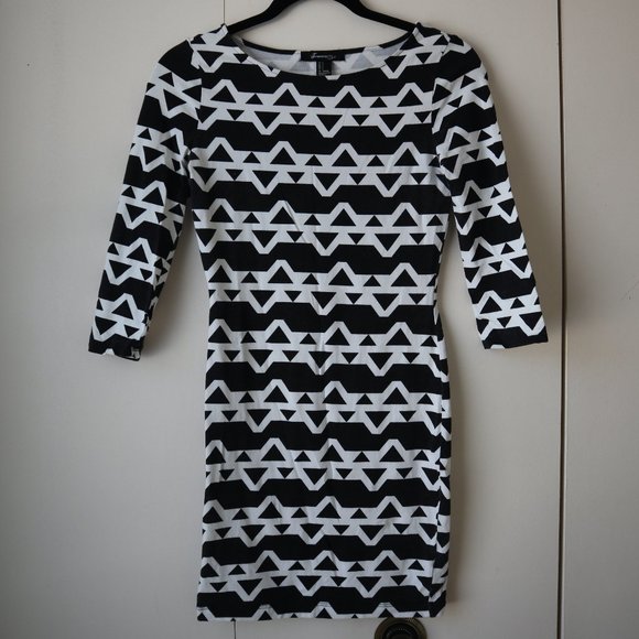 Geometric Pattern Bodycon Dress - Picture 1 of 10